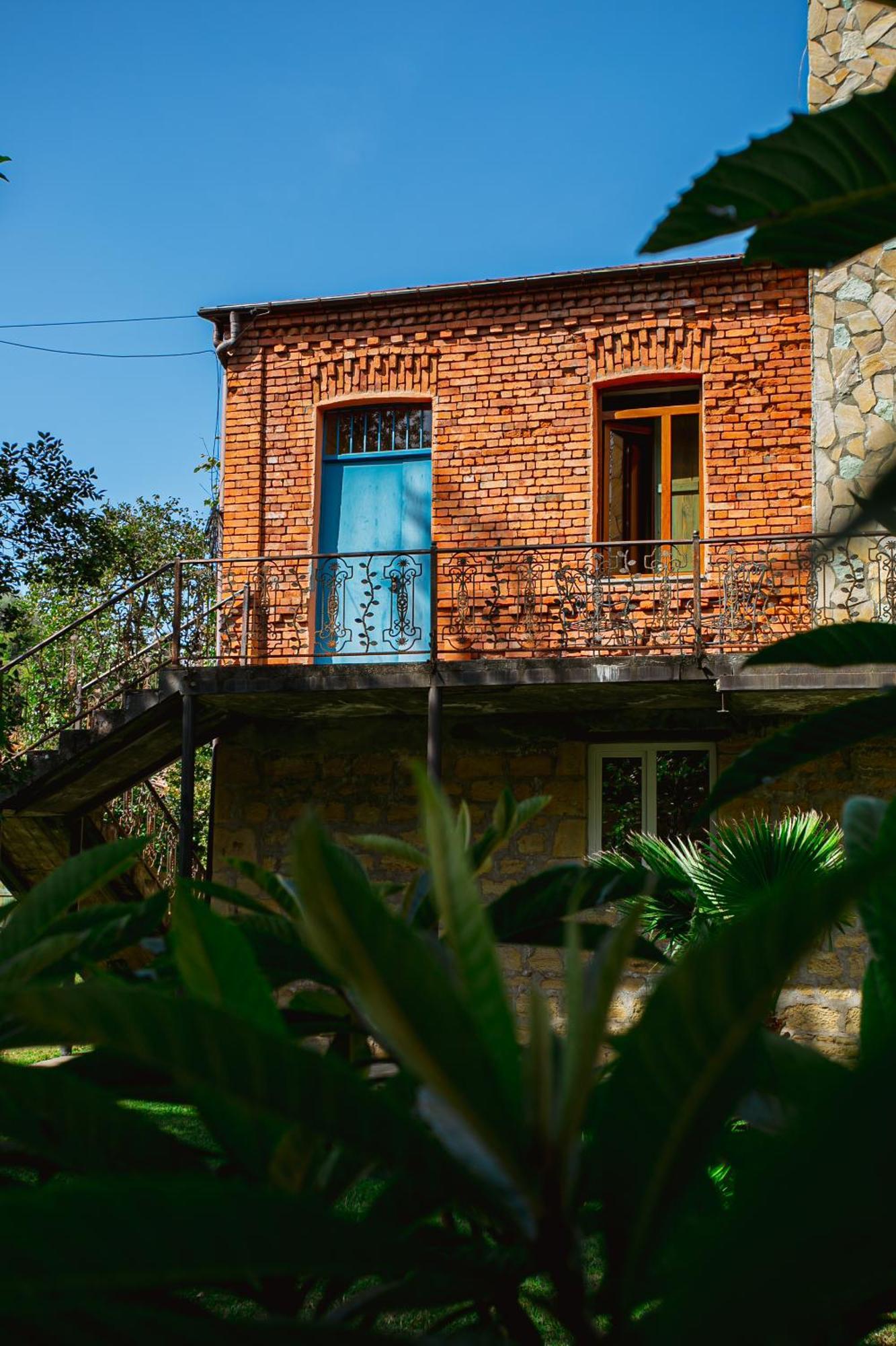 Ethno Sazano Hotel エクステリア 写真